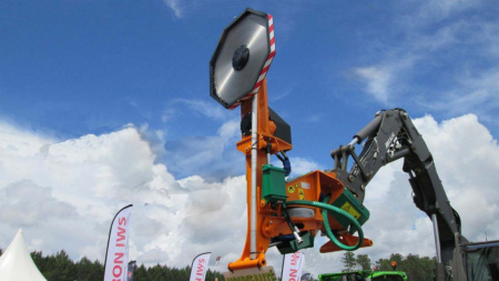 Сменные дисковые кусторезы FERRI на экскаватор