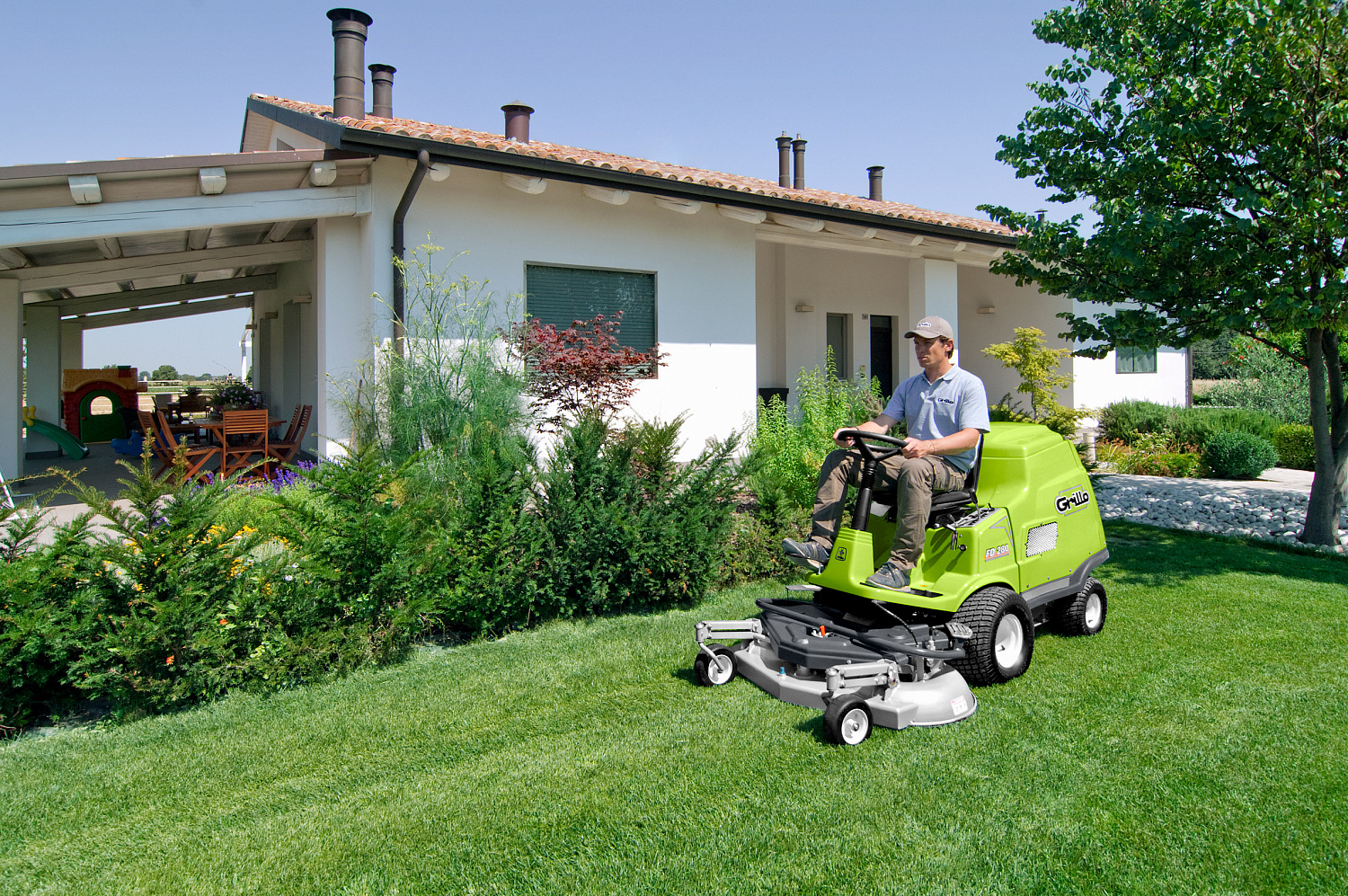 Садовый райдер Grillo FD 280R
